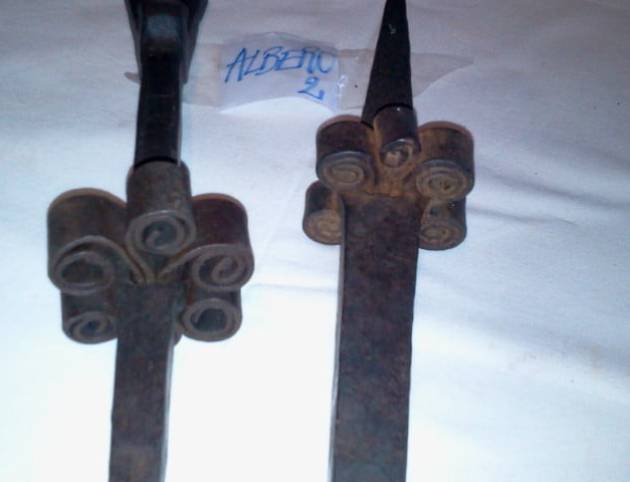 tırpan örs ve çekiçleri (2) (Küçük) tırpan örs ve çekiçleri (2) (Küçük)